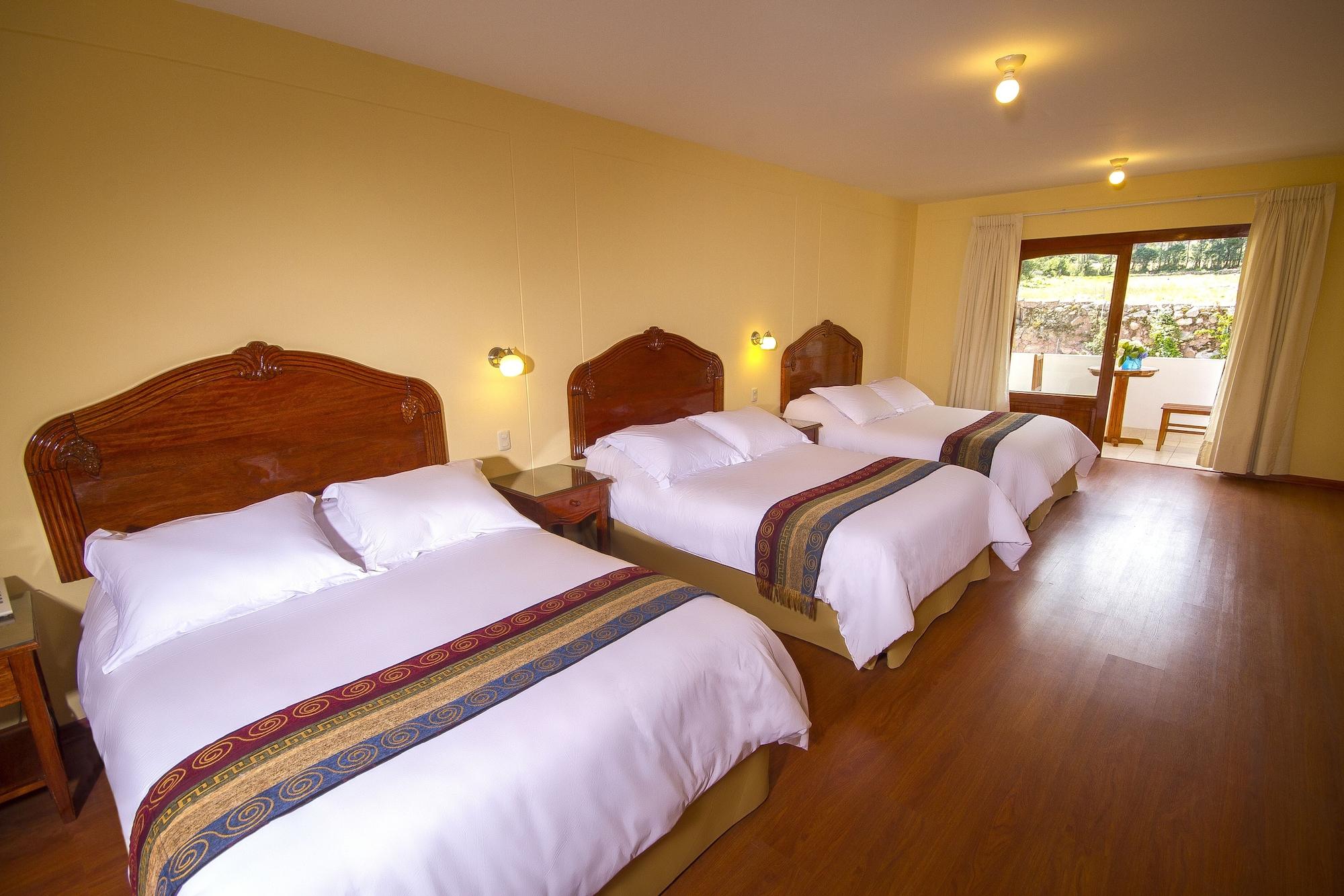 Hotel Agustos ウルバンバ エクステリア 写真