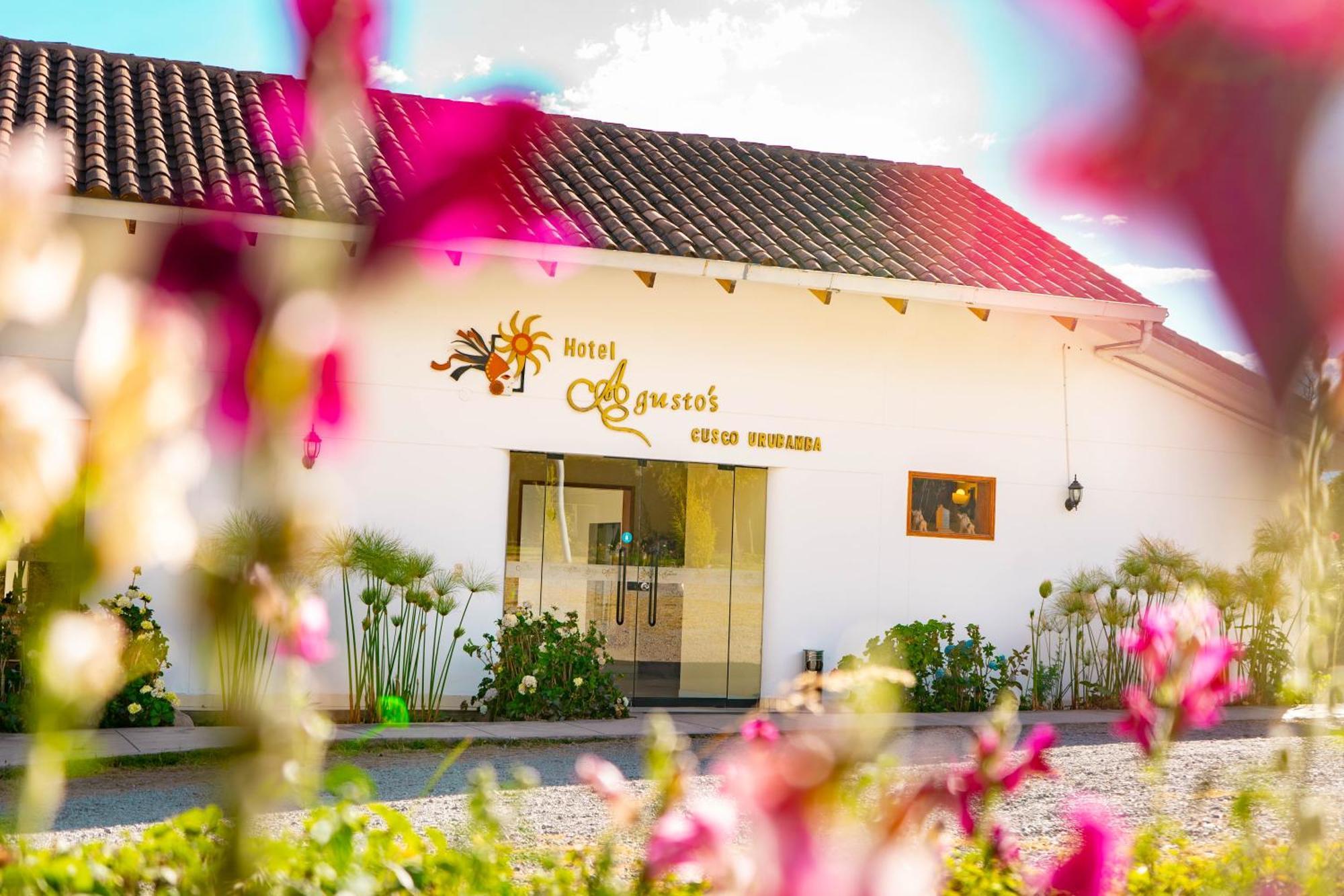 Hotel Agustos ウルバンバ エクステリア 写真