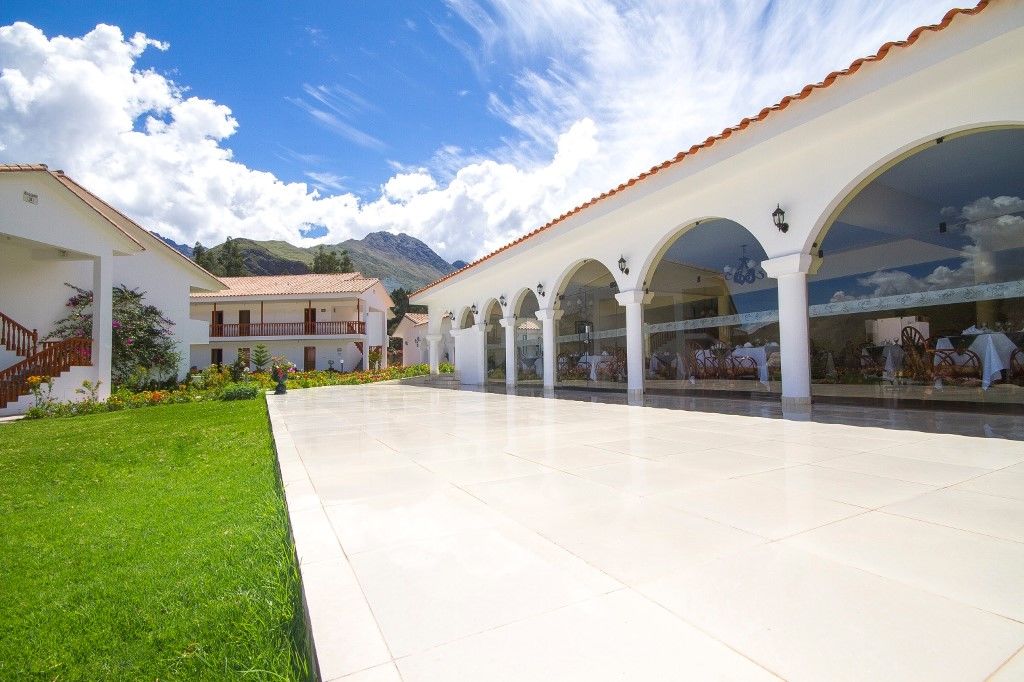 Hotel Agustos ウルバンバ エクステリア 写真